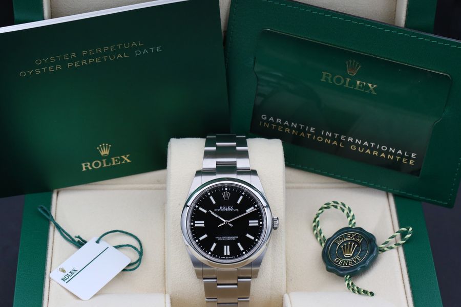 Rolex Oyster Perpetual 124300